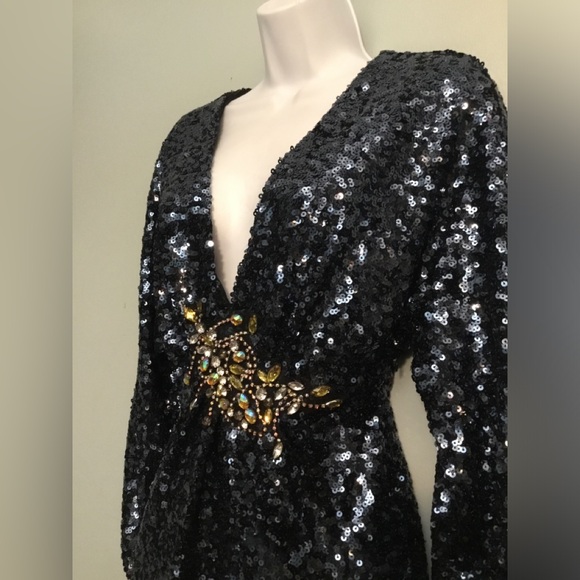 Sequin Embellished Dress - Picture 14 of 14